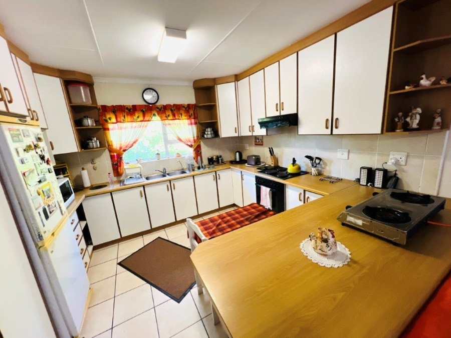 4 Bedroom Property for Sale in Chiselhurst Eastern Cape